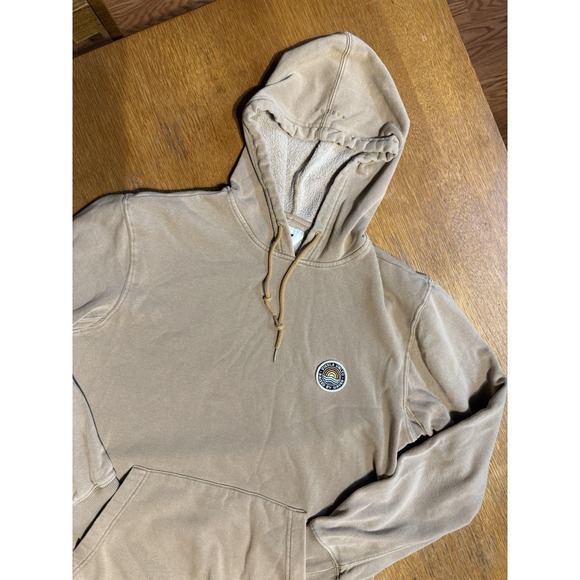 VISSLA Other - Vissla Hoodie Mens M Tan Fleece Lined Surf Coastal Minimal Pullover Logo